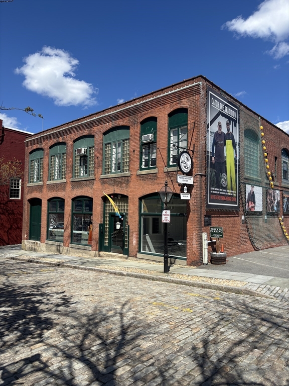 38 Bethel Street, New Bedford, Massachusetts, ,Commercial Lease,For Rent,Bethel Street,73511631