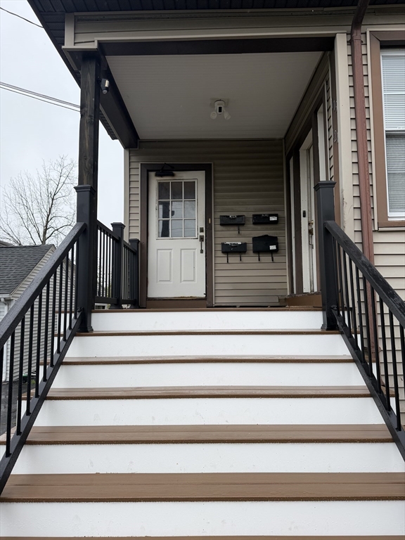 119 Airlie Street, Worcester, Massachusetts, 3 Bedrooms Bedrooms, 7 Rooms Rooms,1 BathroomBathrooms,Residential Lease,For Rent,Airlie Street,73511479