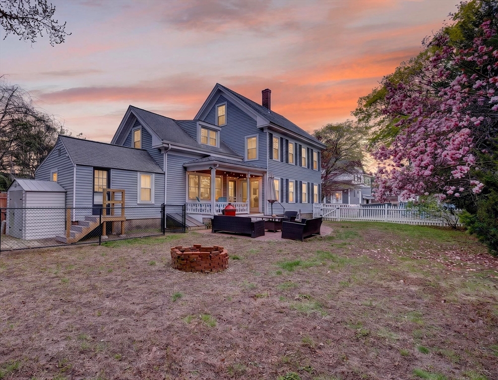 16 Central St., Ashland, Massachusetts, 6 Bedrooms Bedrooms, 9 Rooms Rooms,1.5 BathroomsBathrooms,Residential,For Sale,Central St.,73511400