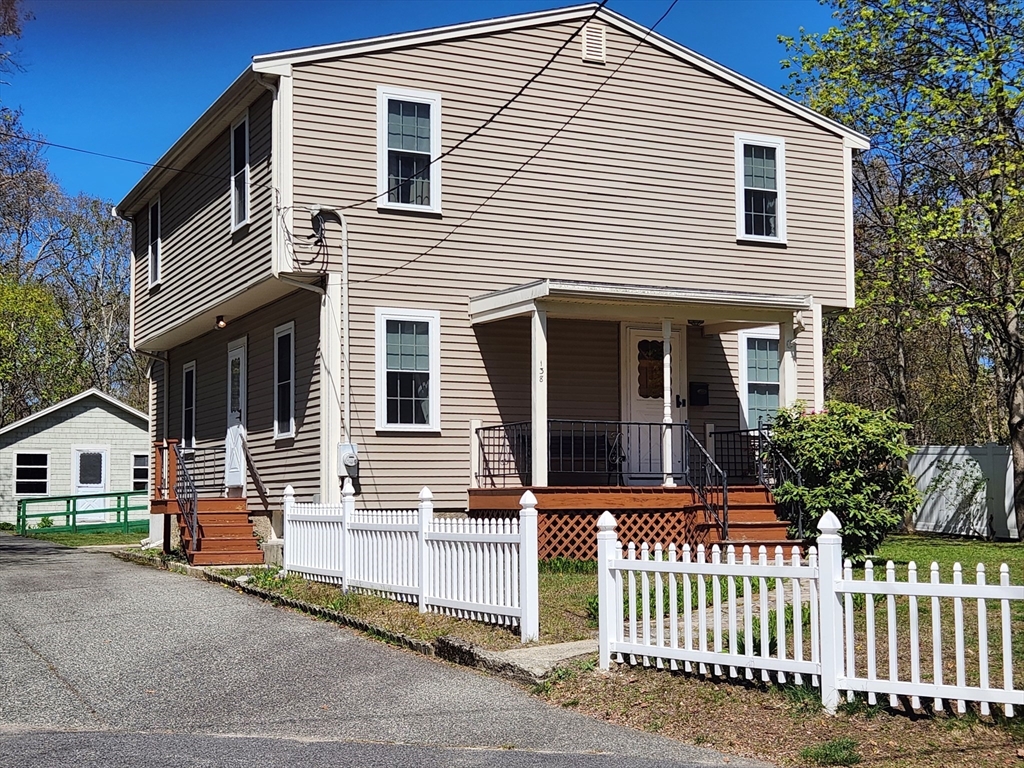 138 Lakehurst Ave, Weymouth, Massachusetts, 4 Bedrooms Bedrooms, 8 Rooms Rooms,3 BathroomsBathrooms,Residential,For Sale,Lakehurst Ave,73511505
