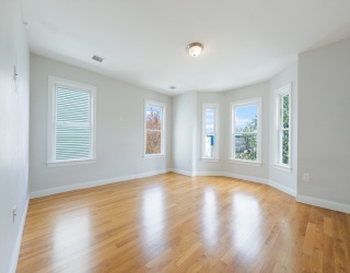 353-357 Adams St, Boston, Massachusetts, 5 Bedrooms Bedrooms, 9 Rooms Rooms,2 BathroomsBathrooms,Residential,For Sale,Adams St,73511511