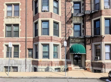 4 Commonwealth Ct, Boston, Massachusetts, 1 Bedroom Bedrooms, 3 Rooms Rooms,1 BathroomBathrooms,Residential Lease,For Rent,Commonwealth Ct,73511567