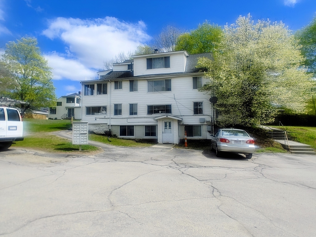 65 Curve, Millis, Massachusetts, 1 Bedroom Bedrooms, 1 Room Rooms,1 BathroomBathrooms,Residential Lease,For Rent,Curve,73511571