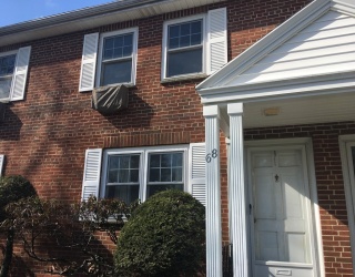 68 Emerson Gardens Rd, Lexington, Massachusetts, 2 Bedrooms Bedrooms, 5 Rooms Rooms,1 BathroomBathrooms,Residential,For Sale,Emerson Gardens Rd,73511514