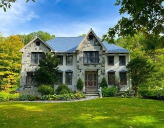 338 River Road, Andover, Massachusetts, 4 Bedrooms Bedrooms, 10 Rooms Rooms,2.5 BathroomsBathrooms,Residential Lease,For Rent,River Road,73511644
