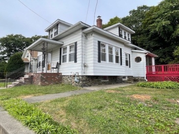 259 Massasoit Rd, Worcester, Massachusetts, 3 Bedrooms Bedrooms, 5 Rooms Rooms,1 BathroomBathrooms,Residential,For Sale,Massasoit Rd,73511660 259 Massasoit Rd, Worcester, Massachusetts, 3 Bedrooms Bedrooms, 5 Rooms Rooms,1 BathroomBathrooms,Residential,For Sale,Massasoit Rd,73511660