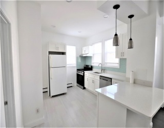 96 Washington St, Malden, Massachusetts, 2 Bedrooms Bedrooms, 5 Rooms Rooms,1 BathroomBathrooms,Residential Lease,For Rent,Washington St,73511664
