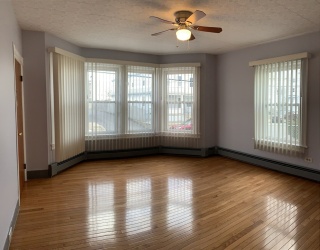 110 Capital St, Pawtucket, Rhode Island, 2 Bedrooms Bedrooms, 4 Rooms Rooms,1 BathroomBathrooms,Residential Lease,For Rent,Capital St,73511667