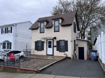 75 Summer St, Revere, Massachusetts, 3 Bedrooms Bedrooms, 6 Rooms Rooms,2 BathroomsBathrooms,Residential,For Sale,Summer St,73511670 75 Summer St, Revere, Massachusetts, 3 Bedrooms Bedrooms, 6 Rooms Rooms,2 BathroomsBathrooms,Residential,For Sale,Summer St,73511670
