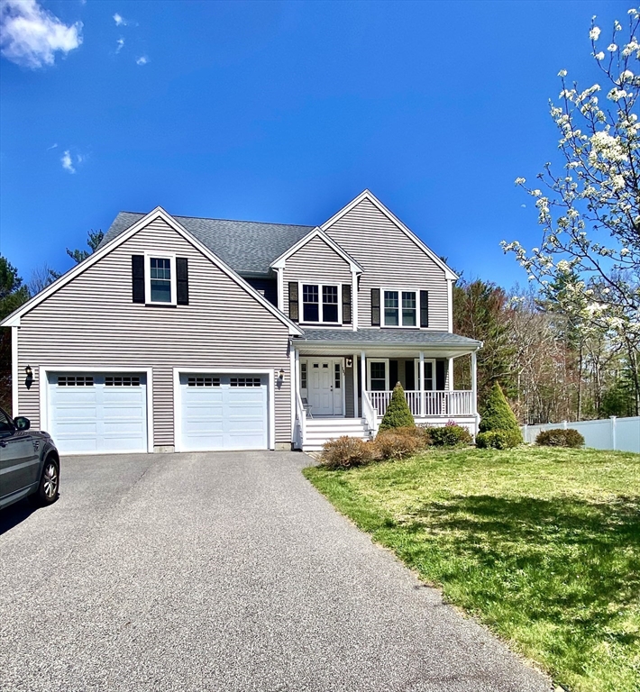 181 Captain Allen Way, Whitman, Massachusetts, 4 Bedrooms Bedrooms, 8 Rooms Rooms,2.5 BathroomsBathrooms,Residential Lease,For Rent,Captain Allen Way,73511662