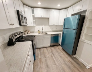151 Adams St, Waltham, Massachusetts, 2 Bedrooms Bedrooms, 5 Rooms Rooms,1 BathroomBathrooms,Residential Lease,For Rent,Adams St,73511684