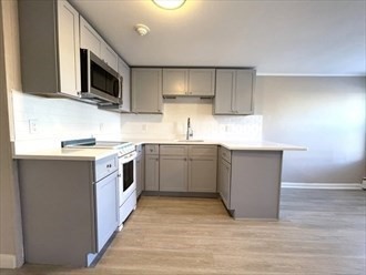 31 Western Ave, Gloucester, Massachusetts, 1 Room Rooms,1 BathroomBathrooms,Residential Lease,For Rent,Western Ave,73511743