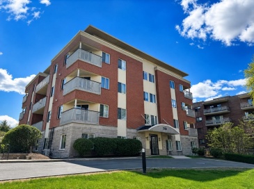 310 Hammond Pond Pkwy, Brookline, Massachusetts, 3 Bedrooms Bedrooms, 10 Rooms Rooms,3.5 BathroomsBathrooms,Residential,For Sale,Hammond Pond Pkwy,73511799 310 Hammond Pond Pkwy, Brookline, Massachusetts, 3 Bedrooms Bedrooms, 10 Rooms Rooms,3.5 BathroomsBathrooms,Residential,For Sale,Hammond Pond Pkwy,73511799