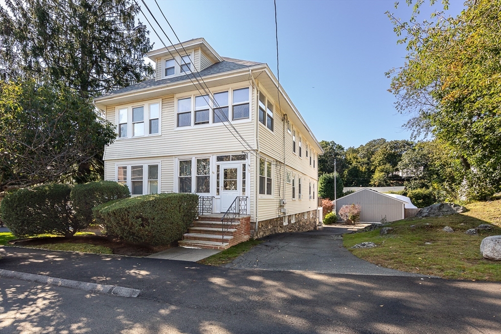 46 Burpee Road, Swampscott, Massachusetts, 2 Bedrooms Bedrooms, 5 Rooms Rooms,1 BathroomBathrooms,Residential Lease,For Rent,Burpee Road,73511811