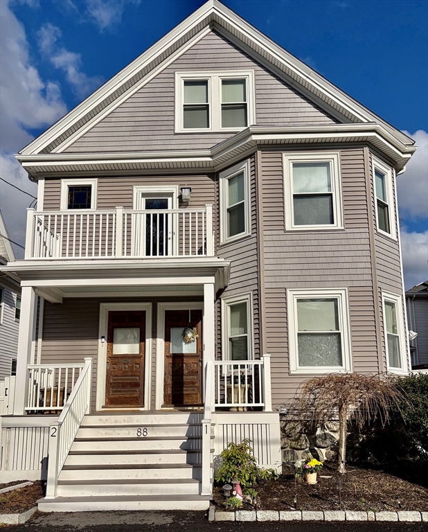 88 Gardner St, Waltham, Massachusetts, 2 Bedrooms Bedrooms, 5 Rooms Rooms,2 BathroomsBathrooms,Residential Lease,For Rent,Gardner St,73511803