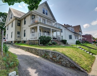 21 Wollaston Ave, Quincy, Massachusetts, 2 Bedrooms Bedrooms, 5 Rooms Rooms,1 BathroomBathrooms,Residential Lease,For Rent,Wollaston Ave,73511817