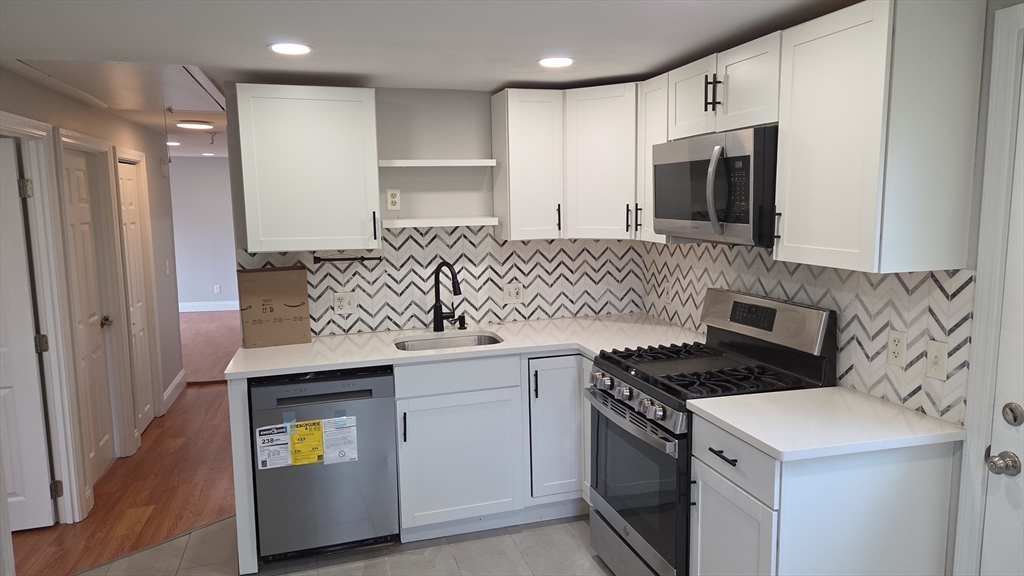 43 Fottler Road, Hingham, Massachusetts, 2 Bedrooms Bedrooms, 4 Rooms Rooms,1 BathroomBathrooms,Residential Lease,For Rent,Fottler Road,73511815