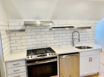 39 Bucknam, Everett, Massachusetts, 2 Bedrooms Bedrooms, 5 Rooms Rooms,1 BathroomBathrooms,Residential Lease,For Rent,Bucknam,73511835