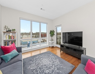 3531 Washington Street, Boston, Massachusetts, 2 Bedrooms Bedrooms, 6 Rooms Rooms,2 BathroomsBathrooms,Residential,For Sale,Washington Street,73511839