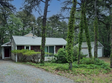 10 Bartlett Rd, Wellfleet, Massachusetts, 3 Bedrooms Bedrooms, 5 Rooms Rooms,2 BathroomsBathrooms,Residential,For Sale,Bartlett Rd,73511850 10 Bartlett Rd, Wellfleet, Massachusetts, 3 Bedrooms Bedrooms, 5 Rooms Rooms,2 BathroomsBathrooms,Residential,For Sale,Bartlett Rd,73511850