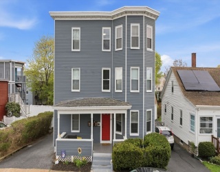 16 Cloutman St, Salem, Massachusetts, 3 Bedrooms Bedrooms, 6 Rooms Rooms,2 BathroomsBathrooms,Residential,For Sale,Cloutman St,73511871