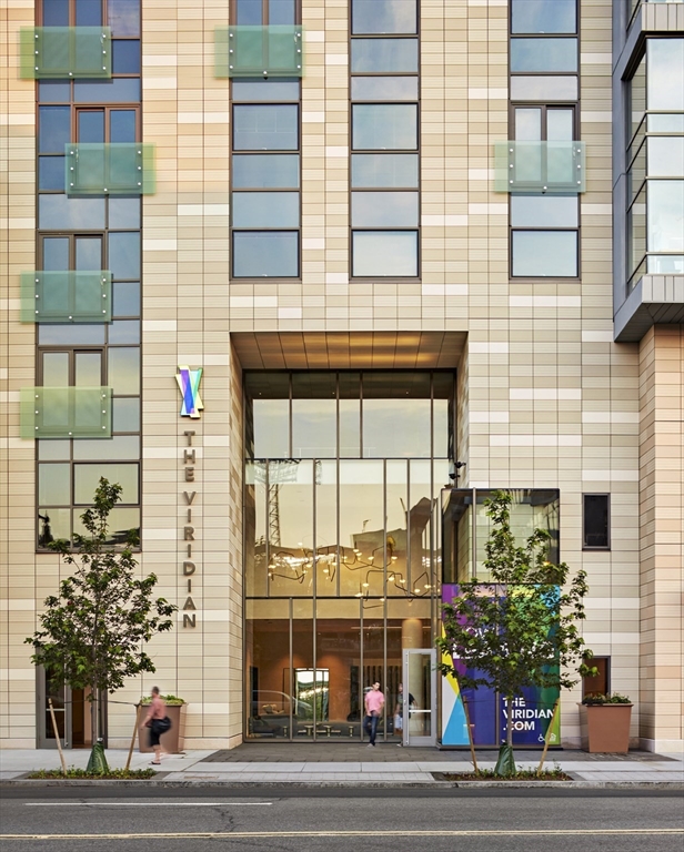 1282 Boylston St, Boston, Massachusetts, 3 Bedrooms Bedrooms, 4 Rooms Rooms,2 BathroomsBathrooms,Residential Lease,For Rent,Boylston St,73511872