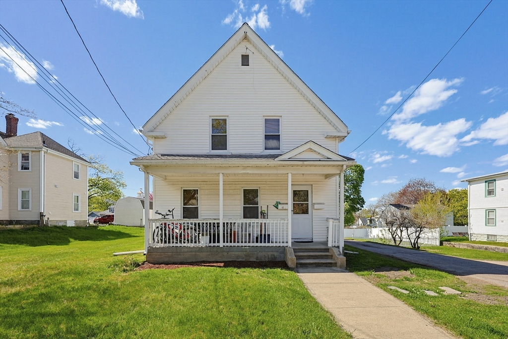 41 Washington St, Franklin, Massachusetts, 2 Bedrooms Bedrooms, 4 Rooms Rooms,1 BathroomBathrooms,Residential Lease,For Rent,Washington St,73511881