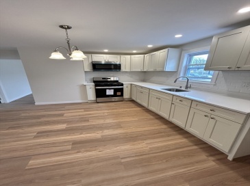 00 Main Street, Brockton, Massachusetts, 3 Bedrooms Bedrooms, 6 Rooms Rooms,1 BathroomBathrooms,Residential Lease,For Rent,Main Street,73511935