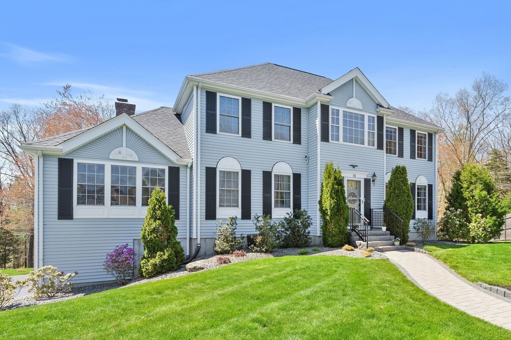 16 Alan Rd, Hudson, Massachusetts, 4 Bedrooms Bedrooms, 10 Rooms Rooms,2.5 BathroomsBathrooms,Residential,For Sale,Alan Rd,73505797