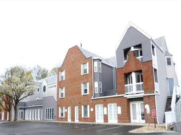 212 Humphrey St, Marblehead, Massachusetts, 1 Bedroom Bedrooms, 3 Rooms Rooms,1 BathroomBathrooms,Residential,For Sale,Humphrey St,73511940