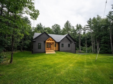 20 Merrifield Road, Bernardston, Massachusetts, 3 Bedrooms Bedrooms, 9 Rooms Rooms,2.5 BathroomsBathrooms,Residential,For Sale,Merrifield Road,73500685