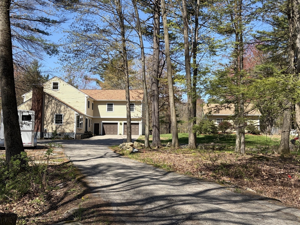 522 Greenville Rd, Ashby, Massachusetts, 5 Bedrooms Bedrooms, 10 Rooms Rooms,2.5 BathroomsBathrooms,Residential,For Sale,Greenville Rd,73508798