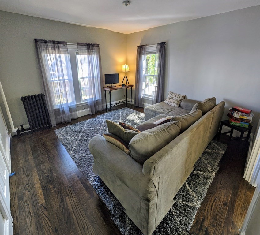 74 Sydney, Boston, Massachusetts, 4 Bedrooms Bedrooms, 6 Rooms Rooms,1.5 BathroomsBathrooms,Residential Lease,For Rent,Sydney,73511962