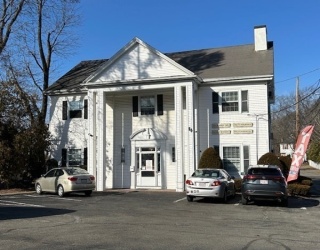 437 High St, Dedham, Massachusetts, 2 Bedrooms Bedrooms, 4 Rooms Rooms,1 BathroomBathrooms,Residential,For Sale,High St,73511992