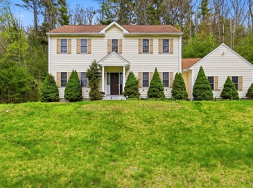17 Sherman Hill Rd, Ware, Massachusetts, 4 Bedrooms Bedrooms, 8 Rooms Rooms,2.5 BathroomsBathrooms,Residential,For Sale,Sherman Hill Rd,73512010