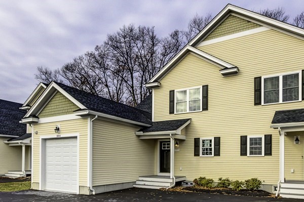 59 Olympia Ave, Shrewsbury, Massachusetts, 3 Bedrooms Bedrooms, 6 Rooms Rooms,2.5 BathroomsBathrooms,Residential Lease,For Rent,Olympia Ave,73512102