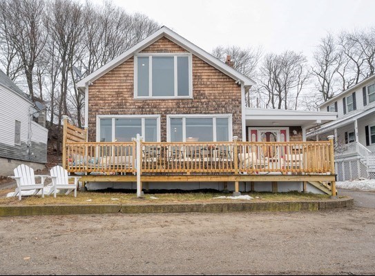 85 Kings Cove Beach Rd, Weymouth, Massachusetts, 3 Bedrooms Bedrooms, 7 Rooms Rooms,1 BathroomBathrooms,Residential,For Sale,Kings Cove Beach Rd,73483807