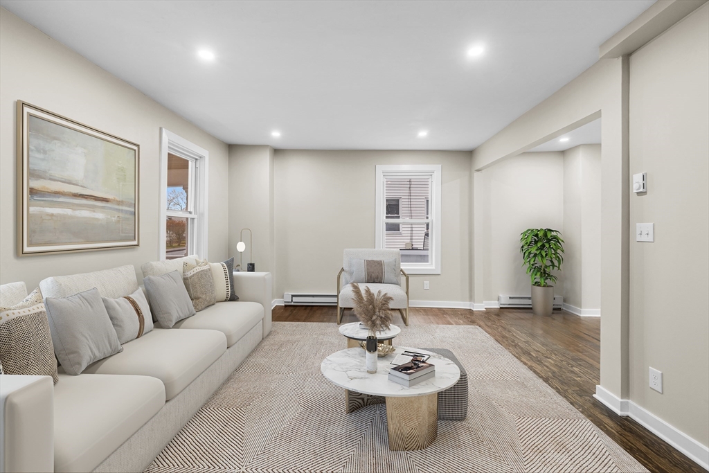 99 Tremont St, Taunton, Massachusetts, 3 Bedrooms Bedrooms, 8 Rooms Rooms,2 BathroomsBathrooms,Residential,For Sale,Tremont St,73458061