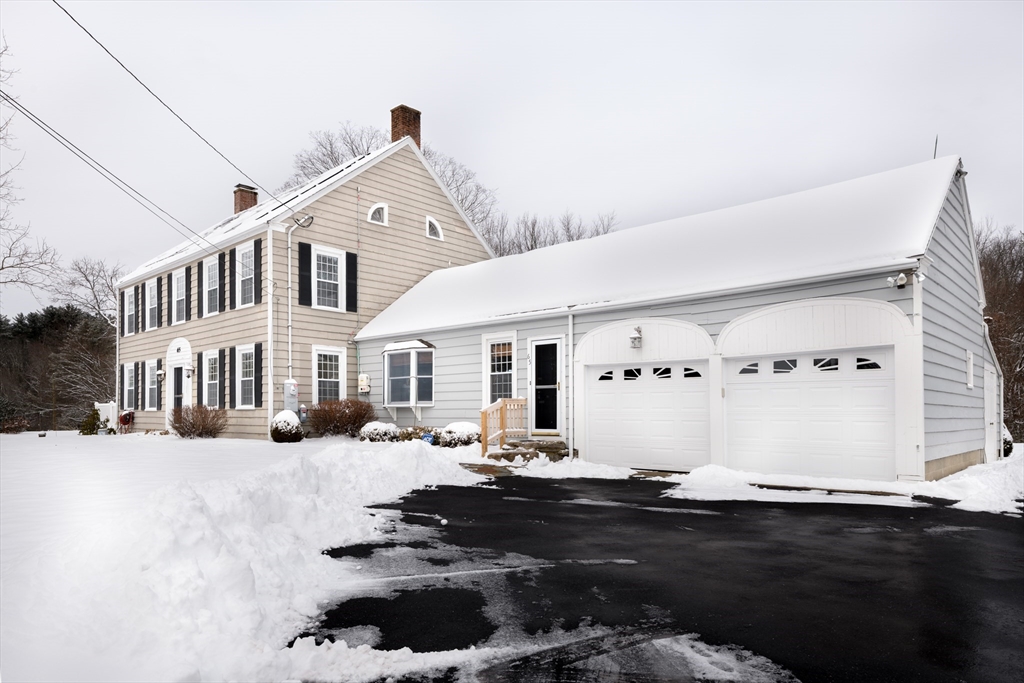 65 Pierce Rd, West Brookfield, Massachusetts, 4 Bedrooms Bedrooms, 8 Rooms Rooms,2 BathroomsBathrooms,Residential,For Sale,Pierce Rd,73476933