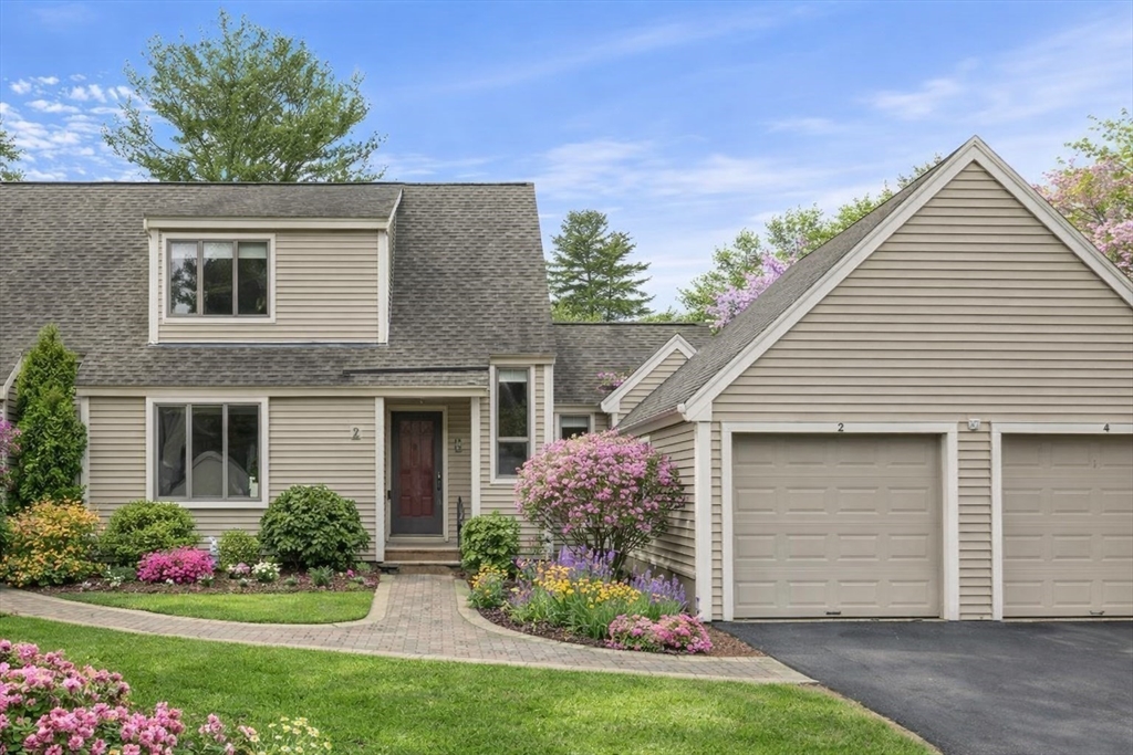 2 Wedge Court, North Reading, Massachusetts, 2 Bedrooms Bedrooms, 7 Rooms Rooms,2.5 BathroomsBathrooms,Residential,For Sale,Wedge Court,73482319