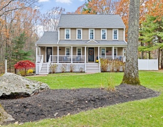 23 John Neil Dr, Norwell, Massachusetts, 4 Bedrooms Bedrooms, 9 Rooms Rooms,2.5 BathroomsBathrooms,Residential,For Sale,John Neil Dr,73482370