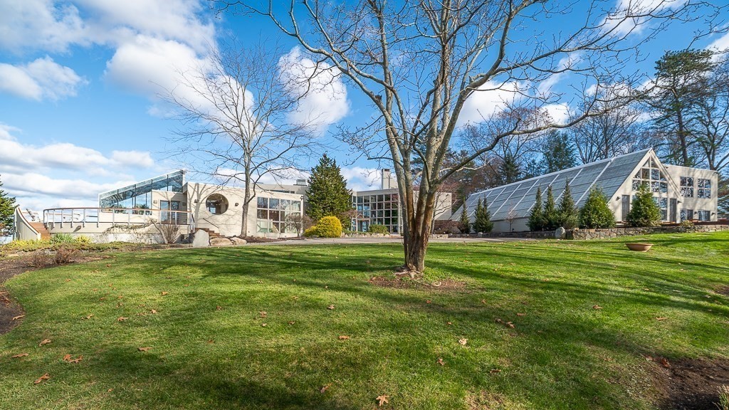 2 Heartbreak Hill, Ipswich, Massachusetts, 5 Bedrooms Bedrooms, 19 Rooms Rooms,6 BathroomsBathrooms,Residential,For Sale,Heartbreak Hill,73470367