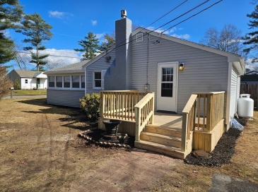 68 Crystal Lake Dr, Carver, Massachusetts, 2 Bedrooms Bedrooms, 5 Rooms Rooms,2 BathroomsBathrooms,Residential,For Sale,Crystal Lake Dr,73491963 68 Crystal Lake Dr, Carver, Massachusetts, 2 Bedrooms Bedrooms, 5 Rooms Rooms,2 BathroomsBathrooms,Residential,For Sale,Crystal Lake Dr,73491963