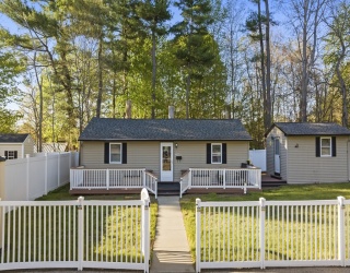 394 A Main, Oxford, Massachusetts, 2 Bedrooms Bedrooms, 4 Rooms Rooms,1 BathroomBathrooms,Residential,For Sale,Main,73512472