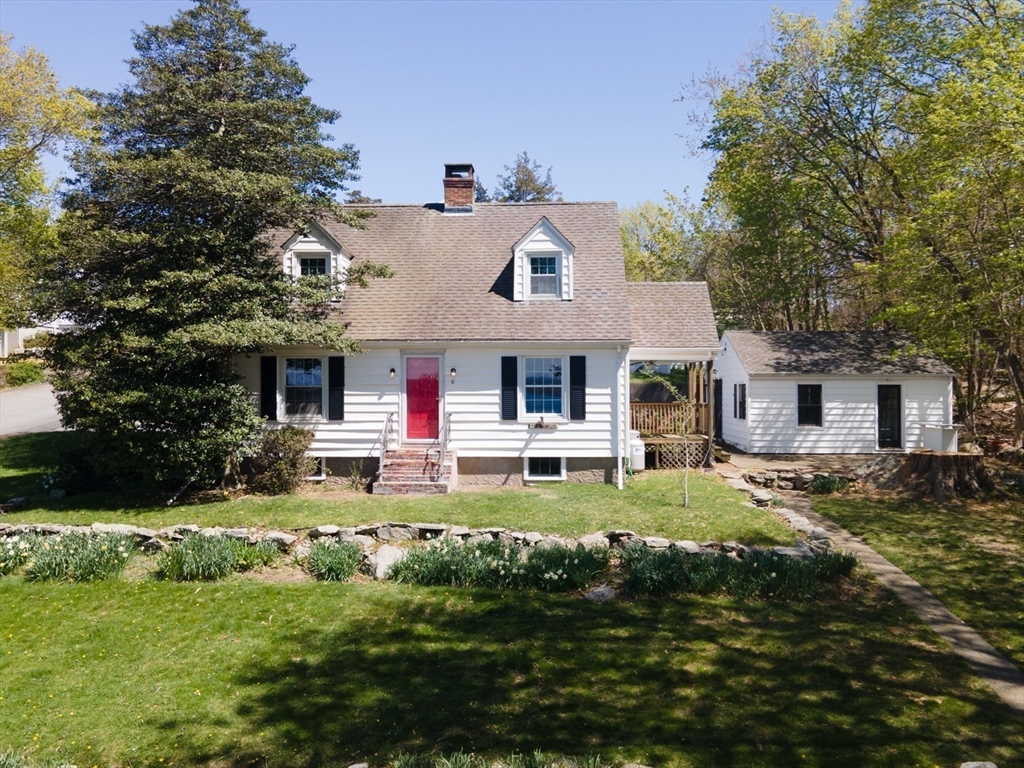 6 Miles Ave, Tiverton, Rhode Island, 3 Bedrooms Bedrooms, 6 Rooms Rooms,1.5 BathroomsBathrooms,Residential,For Sale,Miles Ave,73512485