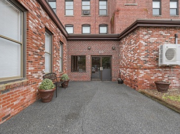 80 Foster Street, Peabody, Massachusetts, 1 Bedroom Bedrooms, 3 Rooms Rooms,1 BathroomBathrooms,Residential,For Sale,Foster Street,73512224 80 Foster Street, Peabody, Massachusetts, 1 Bedroom Bedrooms, 3 Rooms Rooms,1 BathroomBathrooms,Residential,For Sale,Foster Street,73512224