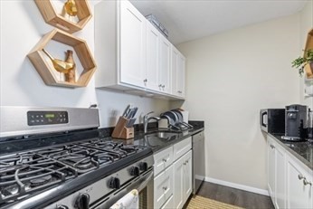 9 Hawthorne Place, Boston, Massachusetts, 2 Rooms Rooms,1 BathroomBathrooms,Residential Lease,For Rent,Hawthorne Place,73512342