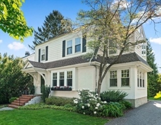 8 Arapahoe Rd, Newton, Massachusetts, 3 Bedrooms Bedrooms, 6 Rooms Rooms,2.5 BathroomsBathrooms,Residential Lease,For Rent,Arapahoe Rd,73512355