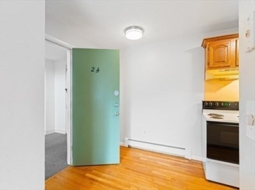 295 Main St, Reading, Massachusetts, 1 Bedroom Bedrooms, 3 Rooms Rooms,1 BathroomBathrooms,Residential Lease,For Rent,Main St,73512386 295 Main St, Reading, Massachusetts, 1 Bedroom Bedrooms, 3 Rooms Rooms,1 BathroomBathrooms,Residential Lease,For Rent,Main St,73512386