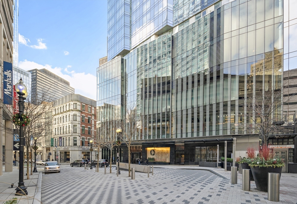 1 Franklin St, Boston, Massachusetts, 2 Bedrooms Bedrooms, 4 Rooms Rooms,2 BathroomsBathrooms,Residential Lease,For Rent,Franklin St,73512383